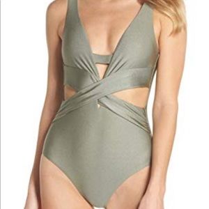 Becca 1 piece Swimsuit